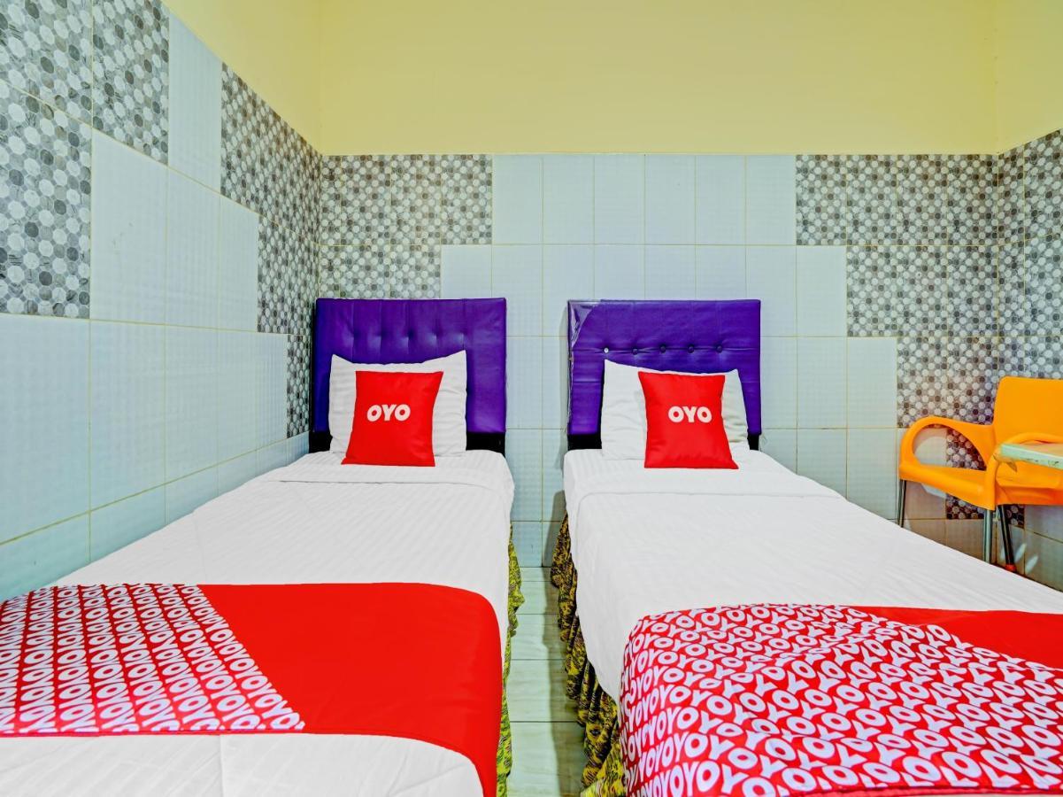 Oyo 90238 Hotel Nusantara Cirebon Ngoại thất bức ảnh