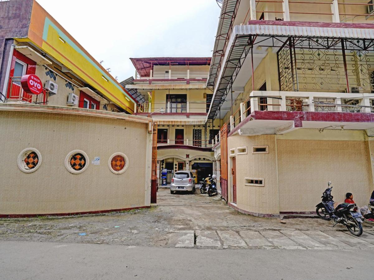 Oyo 90238 Hotel Nusantara Cirebon Ngoại thất bức ảnh