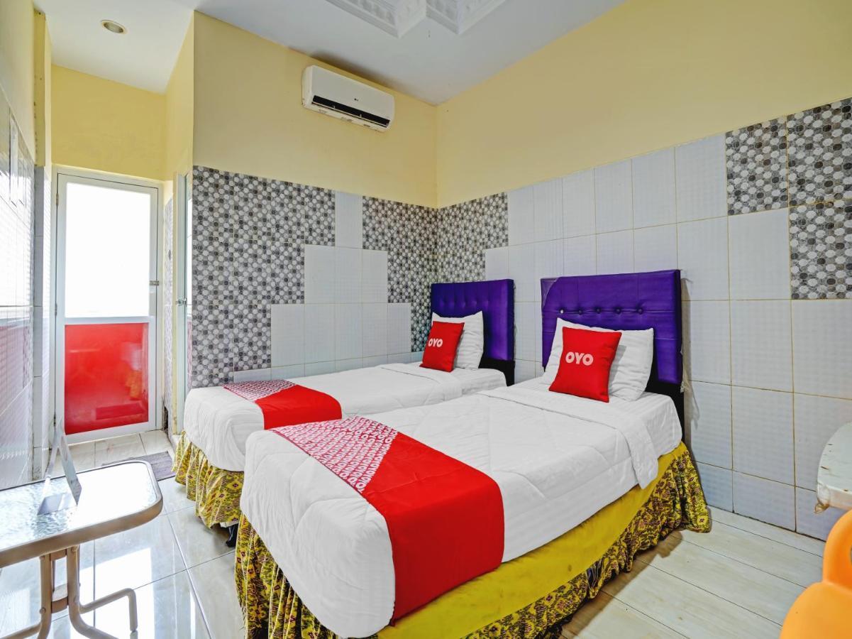 Oyo 90238 Hotel Nusantara Cirebon Ngoại thất bức ảnh