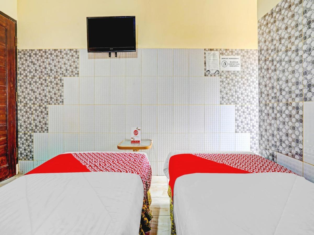 Oyo 90238 Hotel Nusantara Cirebon Ngoại thất bức ảnh