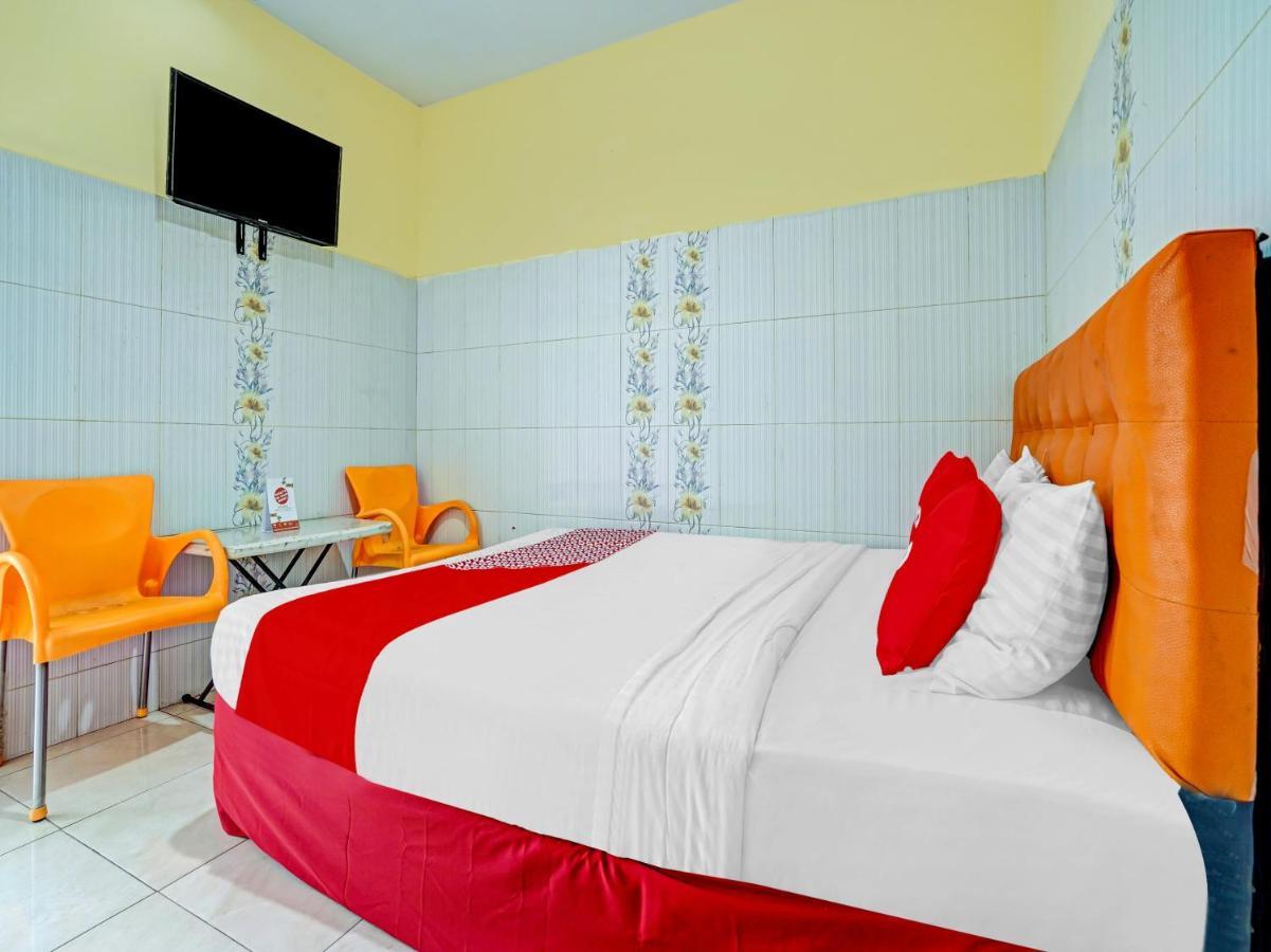 Oyo 90238 Hotel Nusantara Cirebon Ngoại thất bức ảnh