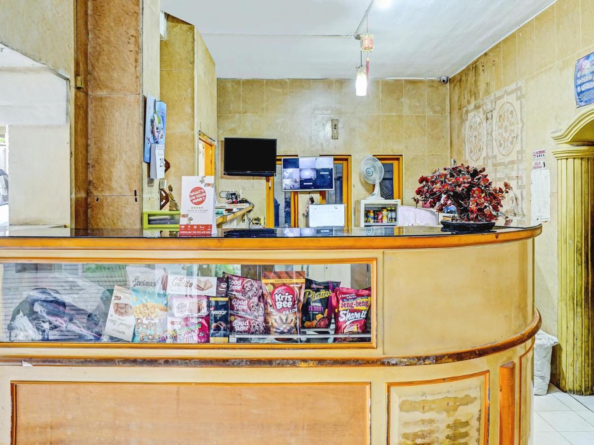 Oyo 90238 Hotel Nusantara Cirebon Ngoại thất bức ảnh